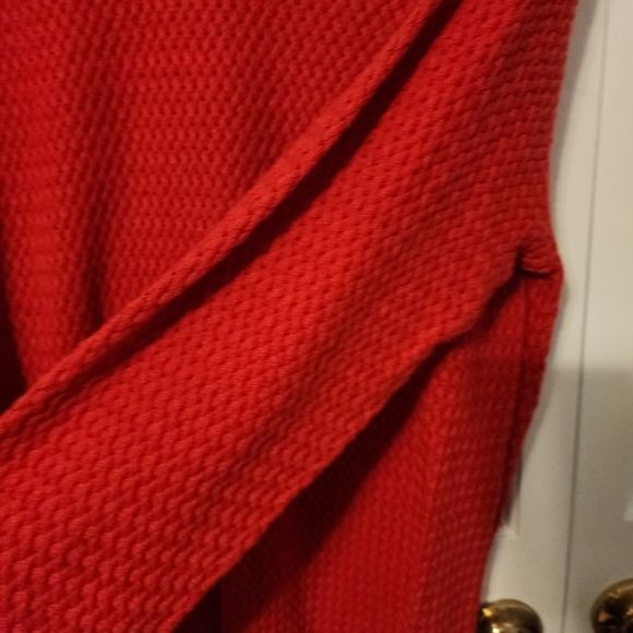 Red light weight ribbed sweater. Like New. Scoop Neck. XL - Picture 4 of 11
